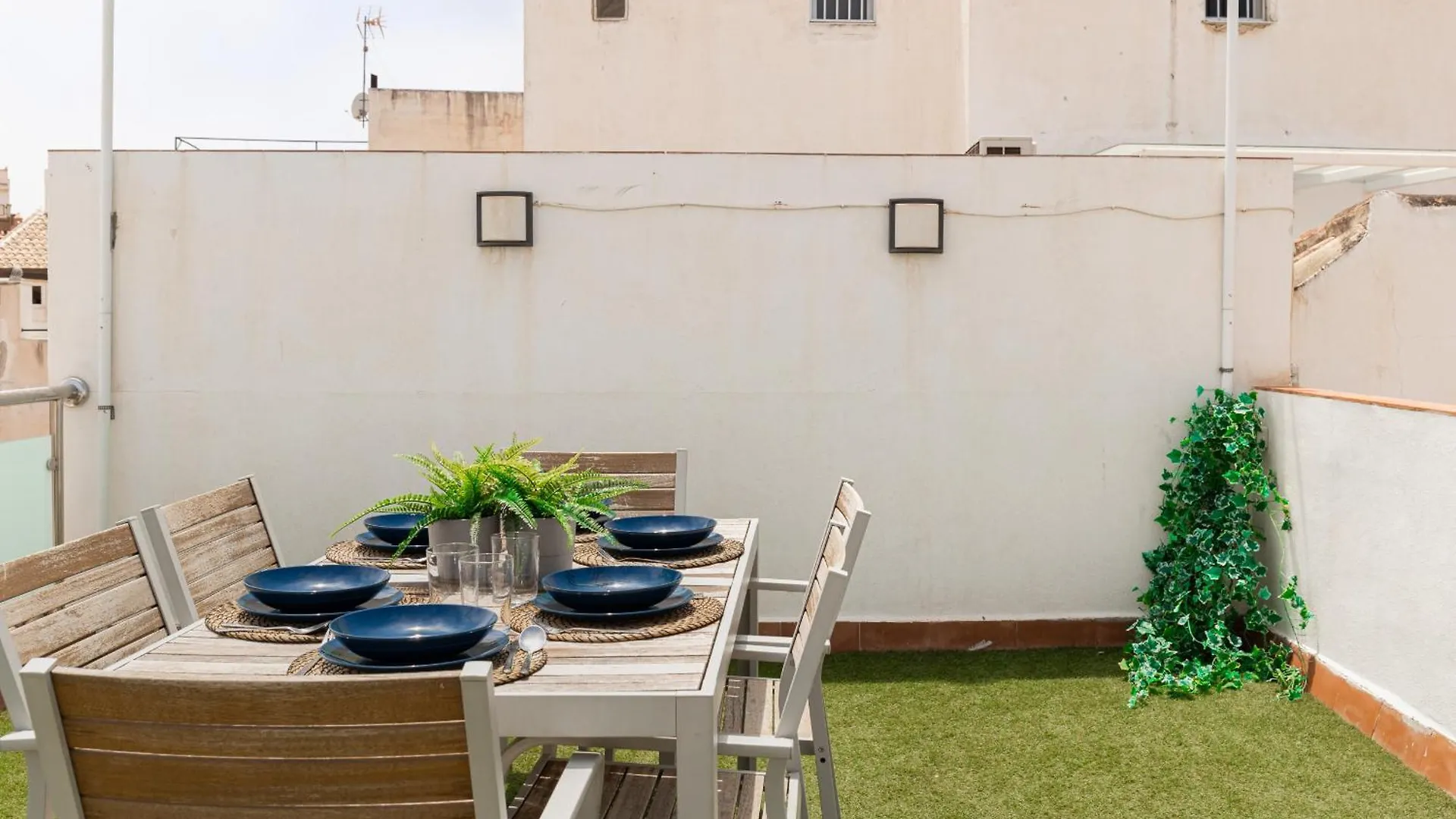 C103 - Sunny Terrace, Old Town Views Lejlighed Málaga